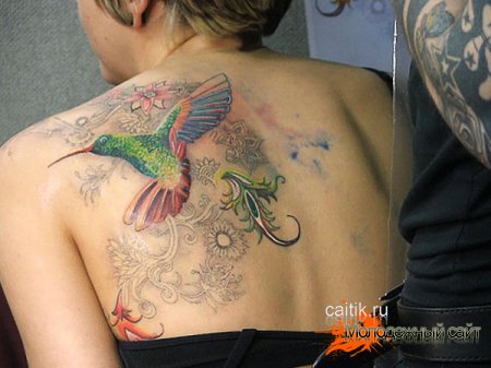Татуировка колибри