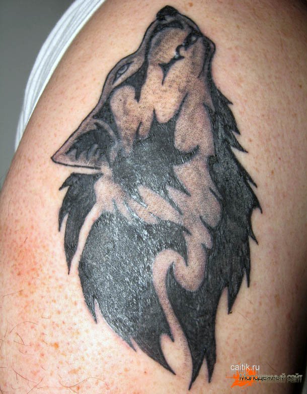 Волк воющий на луну значение татуировки
