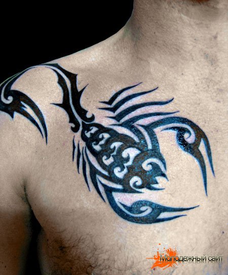 Трайбл татуировки скорпиона