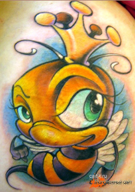 татуировка пчела королева