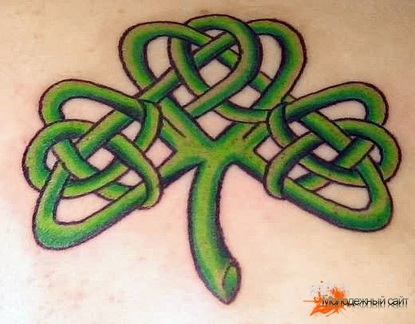 татуировка клевер в кельтском стиле