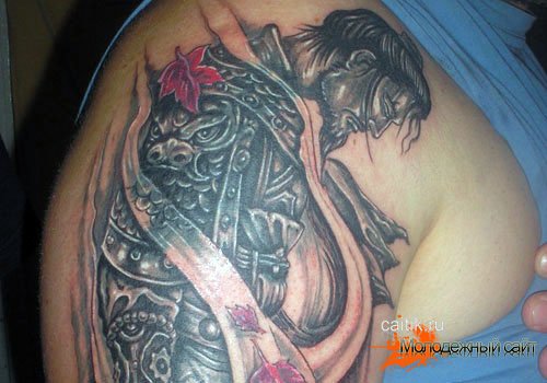 татуировка самурай на плече