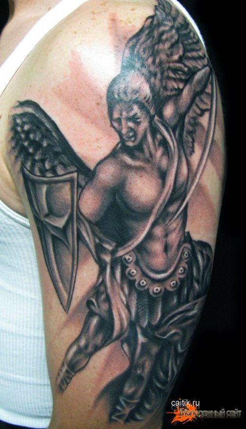 татуировки воин с крыльями