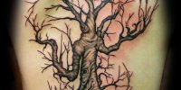 татуировка живое дерево